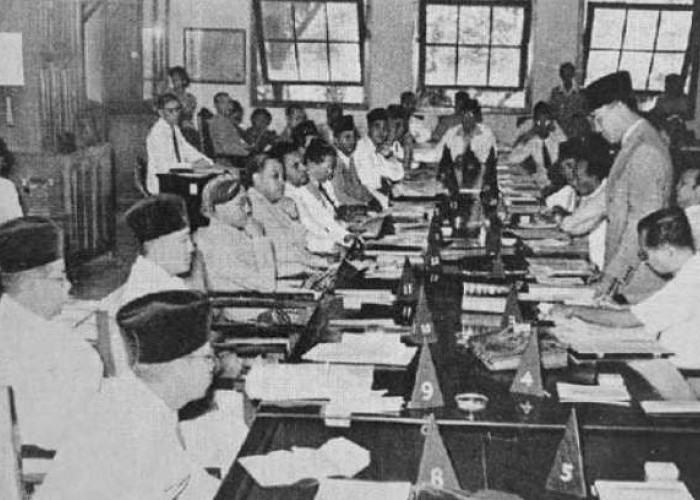 Melihat Kembali Sejarah Pentingnya Tanggal 18 Agustus 