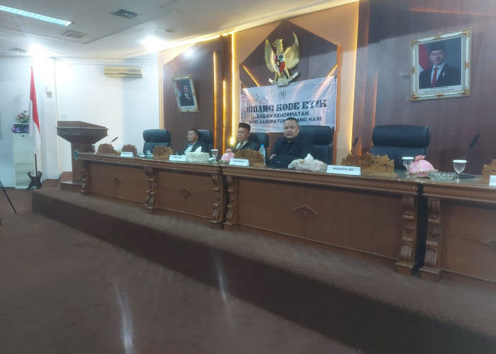  Sidang Etik Anggota DPRD Batang Hari Asal Partai Gerindra, Kasus Penggerebekan Diduga Bersama Staf
