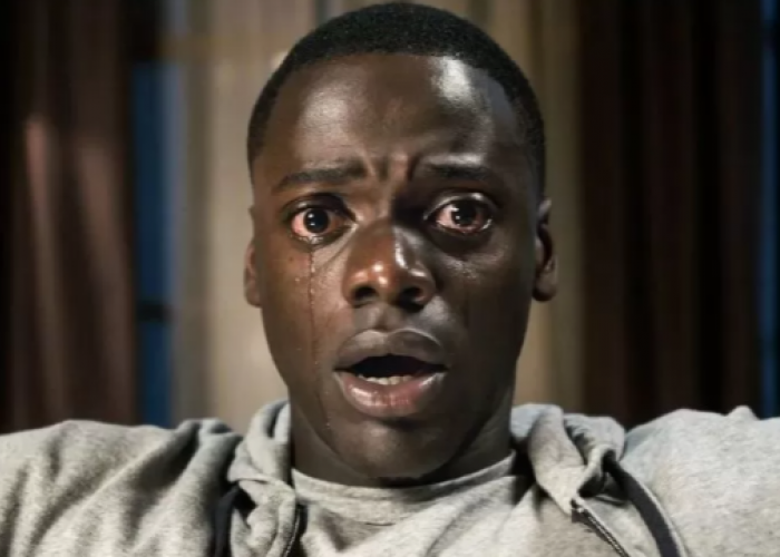 Review Film Get Out, Film Yang Memiliki Cerita Plot Wist Diluar Dugaan