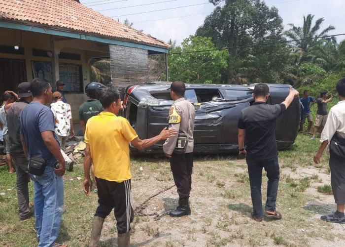 Mobil Rektor Institut Agama Islam (IAI) Tebo Alami Laka Tunggal, Begini Kondisinya