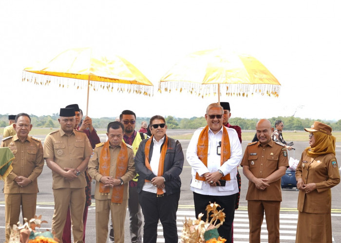 Bupati Bungo Dampingi Gubernur Jambi dan Kepala Daerah Tetangga, Sambut Terbang Perdana Batik Air di Muara Bun