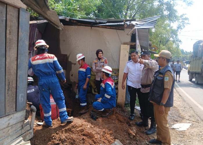 Tumpahan Minyak di Got Bongkar Dugaan Illegal Tapping Pipa Pertamina di Jambi, Polisi Kini Buru Para Pelaku