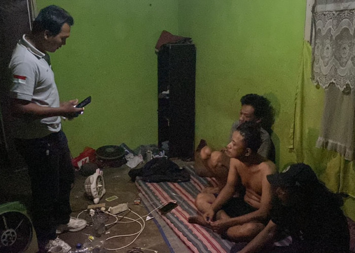 Laporan ke 110 Berujung Penggerebekan di Alam Barajo, 3 Pria Diamankan Satresnarkoba Polresta Jambi
