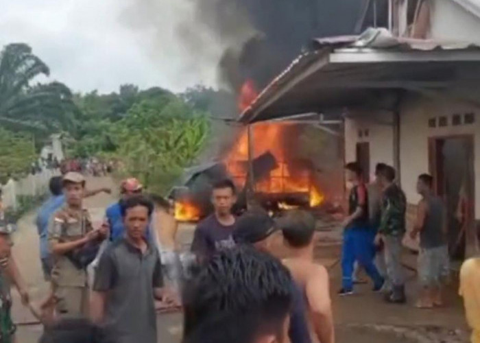 Gudang BBM Ilegal di Muaraenim, Sumatera Selatan Terbakar, 3 Pekerja Tewas