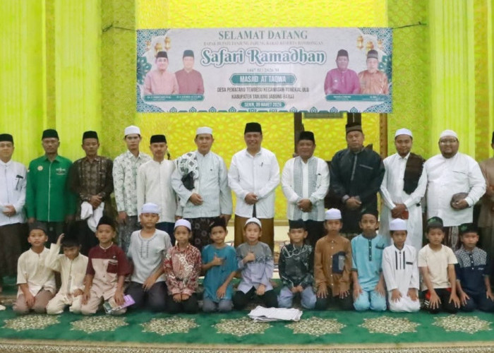 Safari Ramadan di Pematang Tembesu, Wabup Katamso Pererat Silaturahmi dan Salurkan Bantuan
