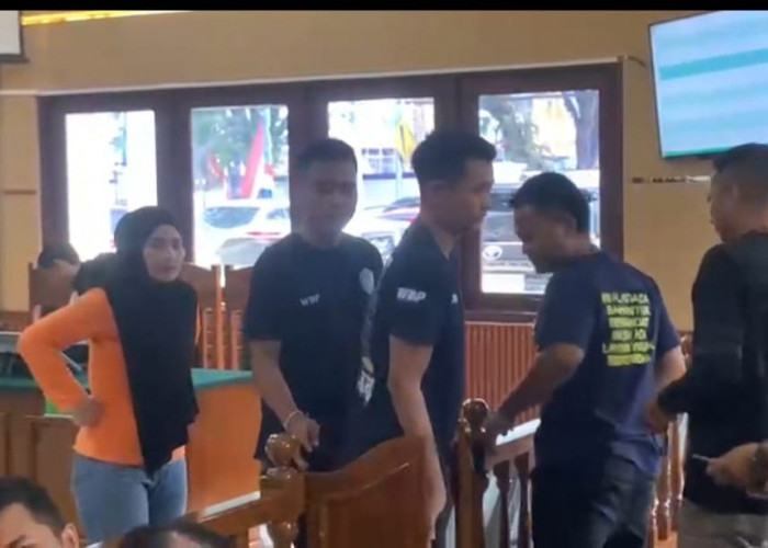 Oknum Polisi di Kasus Narkotika Jenis Etomidate, Dituntut 8 dan 9 Tahun Penjara dan Denda Rp900 Juta