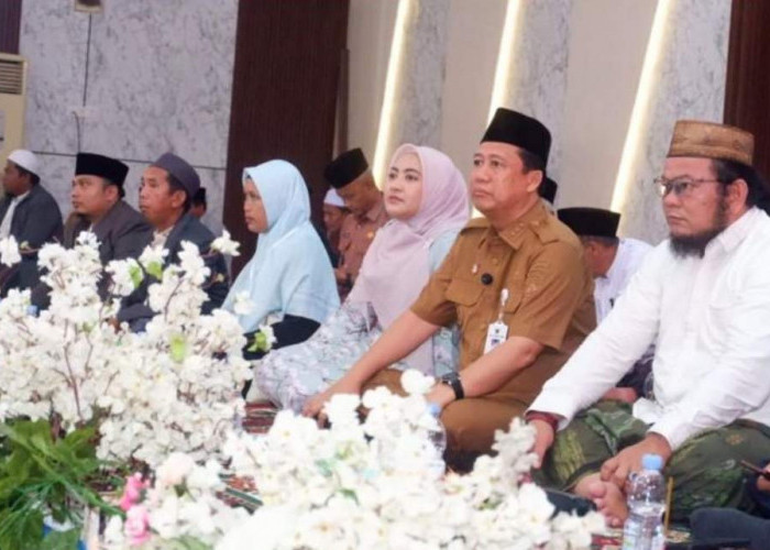 Bupati Bambang Bayu Suseno Terharu! 820 Santri Diwisuda, Gema Ayat Suci Menggema di Muaro Jambi