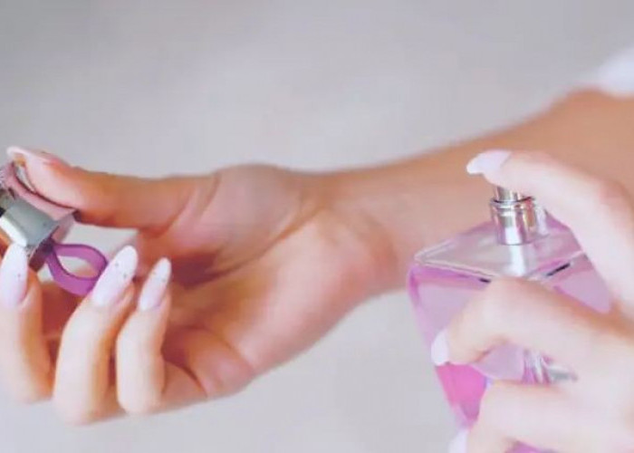 10 Tips Agar Wangi Parfum Bisa Bertahan Lama Seharian