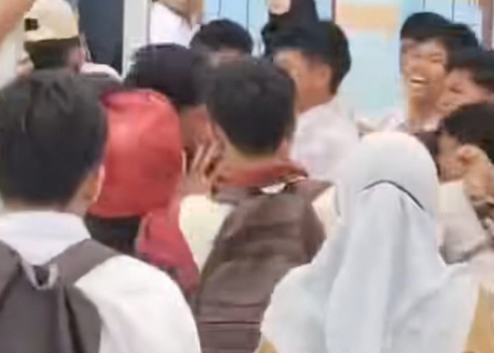 Kesal oleh Ucapan Oknum Guru! Sejumlah Siswa SMKN 3 Berbak Emosi dan Lakukan Pengeroyokan