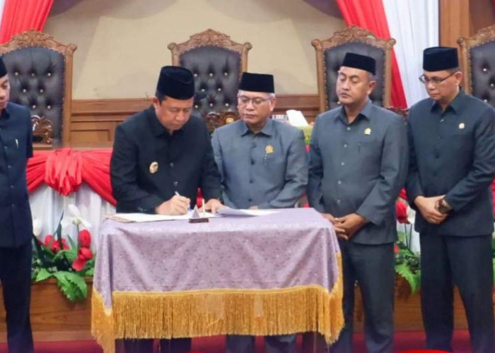 Bupati BBS Hadiri Rapat Paripurna, Tekankan Perubahan APBD 2025 untuk Kesejahteraan Rakyat Muaro Jambi