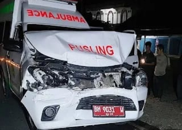 Tragis! Ambulans Puskesmas Tebo Pembawa Ibu Hamil Alami Kecelakaan, Pasien Berhasil Melahirkan 