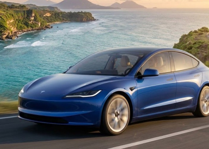 Tesla Model 3 di Pasar Tiongkok Dapatkan Layar Lebih Besar dan Fitur Bertenaga Listrik Eksternal