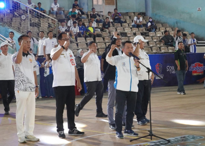 Gubernur Al Haris Resmikan Gubernur Cup Futsal 2026: Ajang Cari Atlet Unggulan dan Jaga Sportivitas