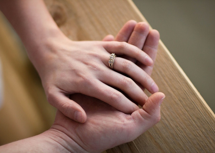 Viral Beredar Sebuah Vidio Bocah Wanita 12 Tahun Menikah Dengan Duda Beranak Satu 