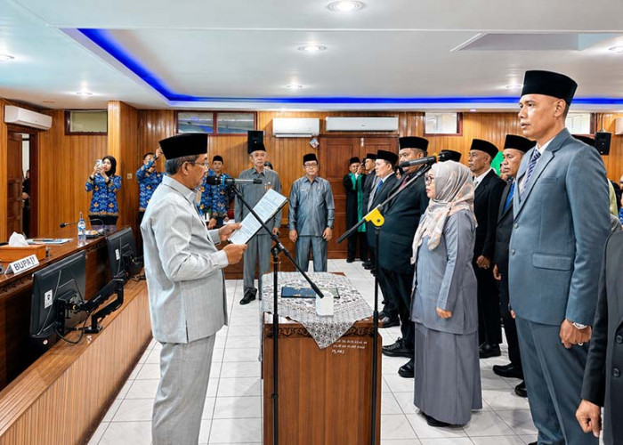  Anwar Sadat Lantik Enam Kepala Dinas dan Puluhan Pejabat Eselon III, Ini Nama Lengkapnya
