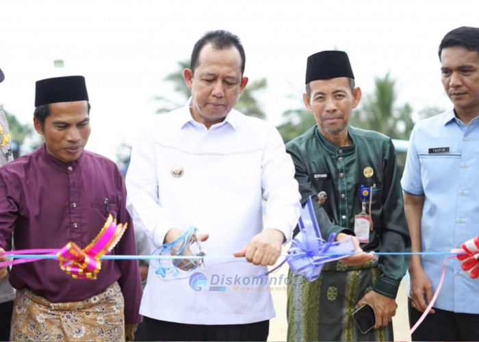Diresmikan Bupati BBS, Jembatan Bentari Jadi Simbol Persatuan Warga Betung, Dibangun dari Dana Swadaya Rp1,5 M