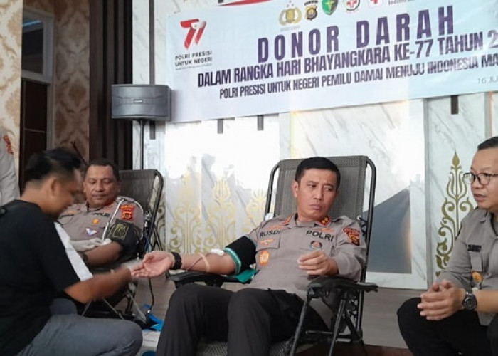 Meriahkan HUT Bhayangkara ke 77, Kapolda Jambi Ikut Aksi Donor Darah