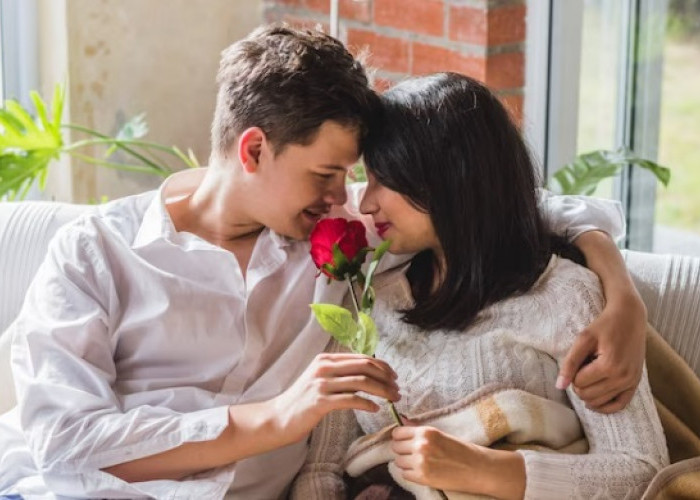 6 Zodiak Pria yang Paling Pengertian dan Selalu Romantis dengan Pasangan