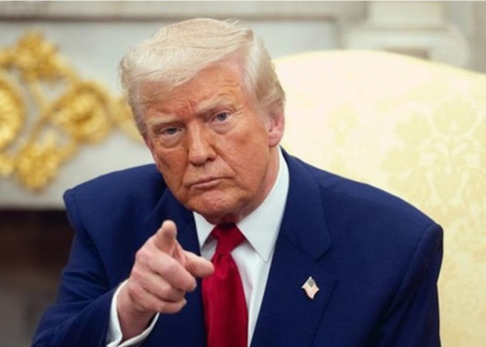 Trump Serang Paus Leo XIV: ‘Saya Bukan Penggemarnya’ – Kritik Pedas Memanas di Tengah Konflik Iran