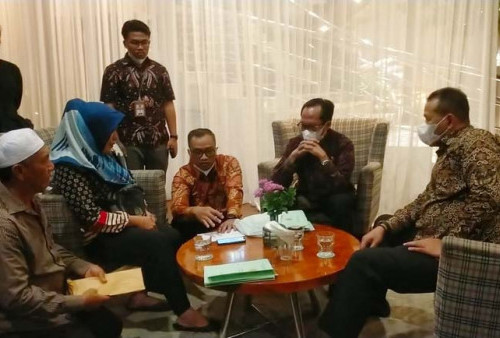 Temui Tim Mahfud MD, Pihak Megawati Malah Menangis Histeris