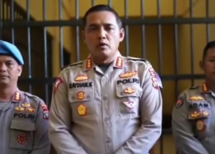 Oknum Polisi yang Jilat Kue Ulang Tahun untuk TNI Langsung Diamankan, Dirlantas Polda Papua Barat Minta Maaf