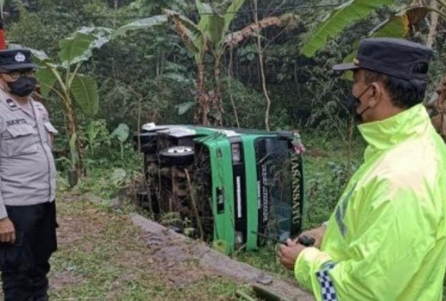 Bus Pengangkut Puluhan Siswa MTS di Malang Terjun ke Jurang, Begini Kondisinya