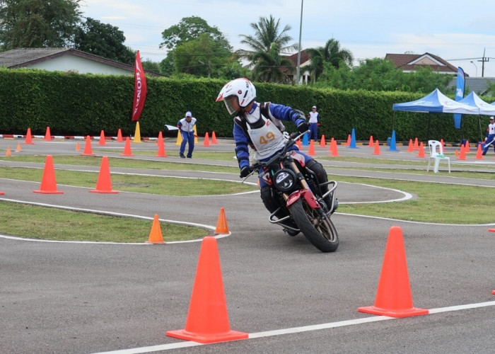 Instruktur AHM Ukir Prestasi di Kompetisi Safety Riding Asia & Oceania