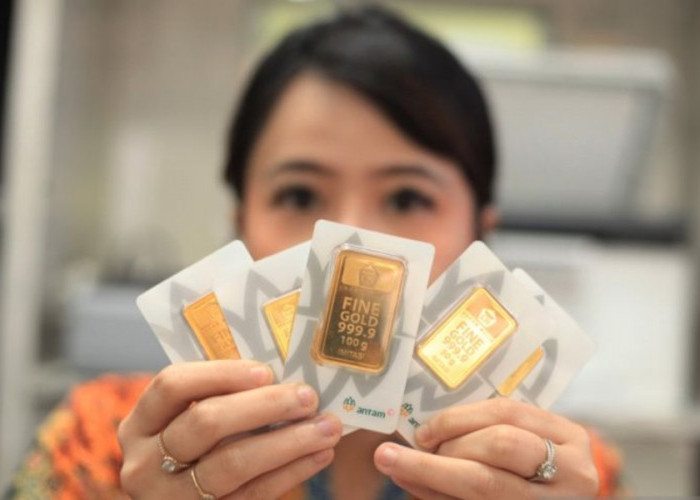 Wah! Harga Emas Antam Hari Ini Senin 8 Desember 2025 Naik Rp5.000 