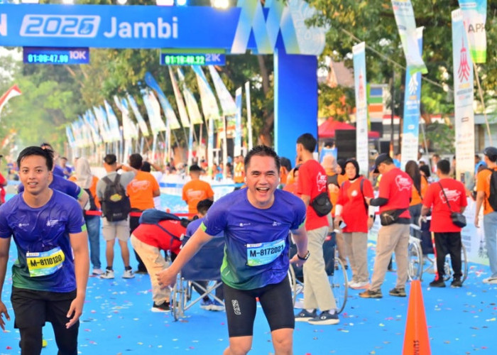 Presisi Merdeka Run! Ribuan Warga Padati Lapangan Kantor Gubernur Jambi