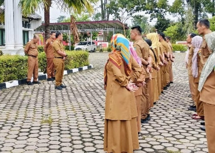 Sidak ke Kantor Dinas Pendidikan Tebo, Wakil Bupati Tebo Nazar Efendi Kecewa, Kehadiran ASN Cuma 10 Persen