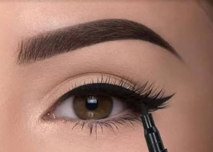 Mata Tampak Lebih Indah, Ini Tips Membuat Eyeliner Sesuai Tipe Mata