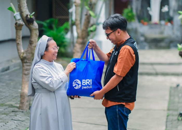 BRI Peduli Tebarkan Kasih dan Kepedulian melalui Penyaluran 10.050 Paket Sembako bagi Umat Nasrani 