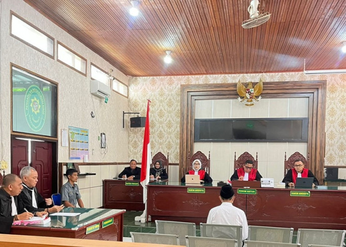 Sidang Perdana Kasus Pembunuhan Dosen Cantik di Bungo Digelar, Terdakwa Waldi Didakwa Pembunuhan Berencana