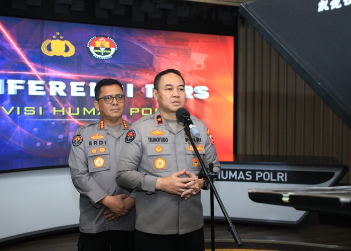 Densus 88 AT Polri Tangkap 3 Terduga Teroris Anshor Daulah Jateng, Buat Narasi Provokasi dan Propaganda