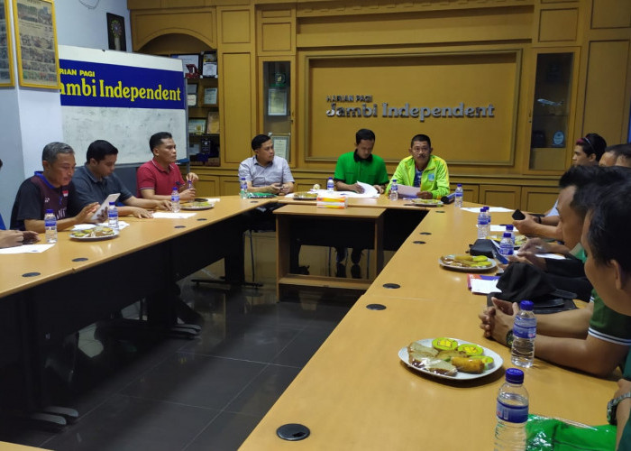 PB Kahmi Gelar Turnamen Badminton Bersama Harian Pagi Jambi Independent