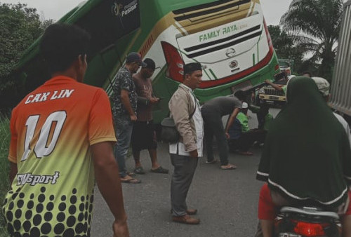 Bus Calon Jamaah Haji Asal Merangin Kecelakaan di Batanghari