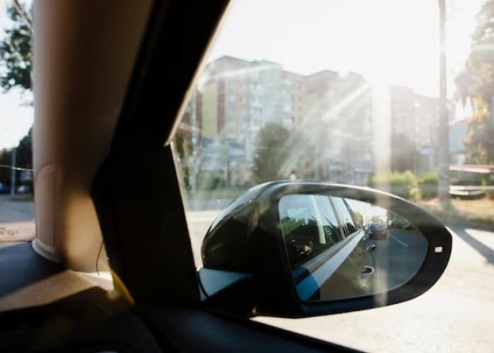 Wajib Tahu! Ini Titik dan Resiko Blind Spot Mobil, Serta Cara Mengatasinya