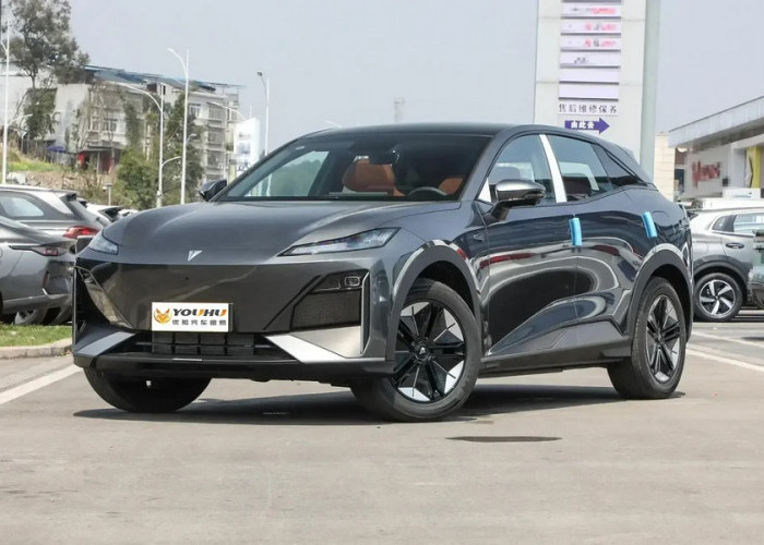 Deepal S07 Resmi Dijual Rp599 Juta, e-SUV Futuristik dengan Layar Sunflower dan 19 Fitur ADAS