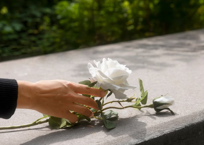 Viral! Anggota Brimob Diduga Aniaya 2 Siswa MTsN di Tual, 1 Tewas Bersimbah Darah – Mabes Polri Buka Suara