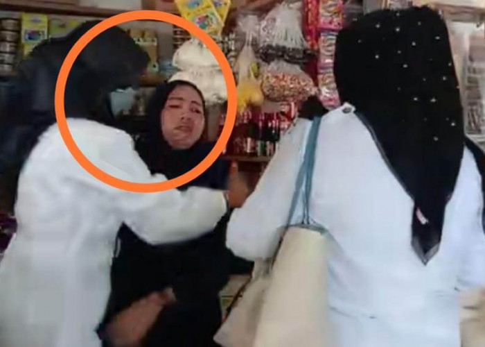 Viral! Pedagang Wanita Teriak Ngamuk Tagih Hutang ke Bupati Sula: 2 Tahun Lebih, Mana Janjimu!