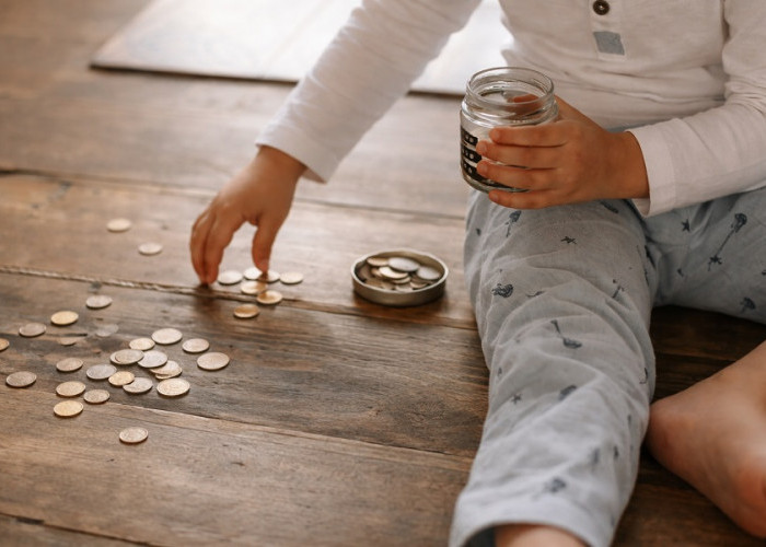 5 Kebiasaan yang Bikin Rezeki Seret Menurut Islam, Jangan Sampai Kamu Lakukan!