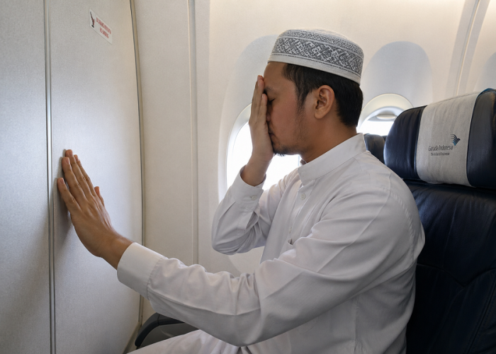 Salat di Pesawat Tanpa Air? Ini Panduan Tayamum yang Praktis dan Sah untuk Calon Jemaah Haji 2026 