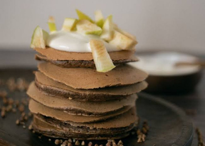 Cocok untuk Sarapan Nih, Ini Resep Pancake Cokelat Saus Durian Anti Gagal