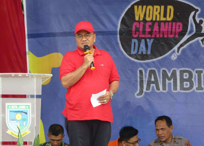 Sambut Baik Aksi Bersih-Bersih, Maulana Harapkan Jadi Penggerak