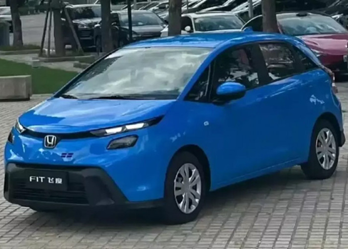 Honda Jazz Masih Hidup? Tampilannya Berubah Drastis, Facelift Paling Agresif 