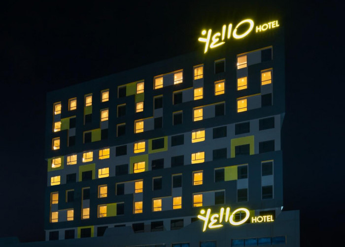 Kereen..! Gedung Yello Hotel Jambi  Berbentuk Logo 60 Plus, Dukung Gerakan Earth Hour