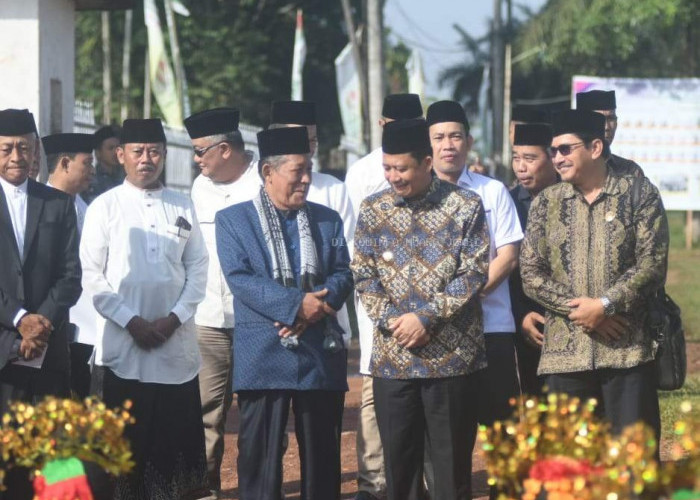 Bupati Muaro Jambi Dampingi Wagub Jambi Hadiri Haflah 2 Dekade Ponpes An-Nur Tangkit