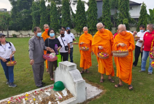 Sebagai Bentuk Dharmanegara, Walubi Karya Bakti di Taman Makam Pahlawan Satria Bhakti