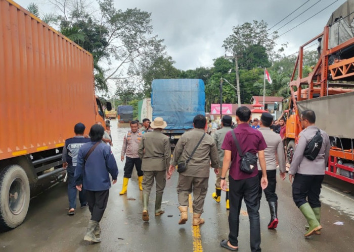 Terbaru, Jalintim di Jambi Masih Macet 15 Kilometer, Ini Daftar Kawasan yang Terdampak Banjir