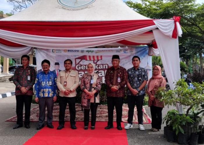 Pj Wali Kota Jambi Membuka Peluncuran Gerakan Pangan Murah Kota Jambi 2024 